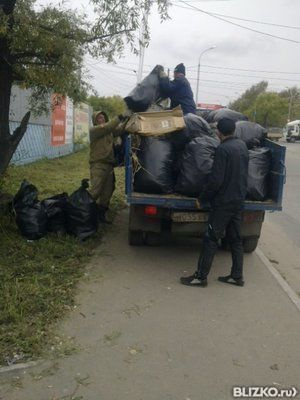 Уборка и вывоз скошенной травы ,мусора с бесхозной территории