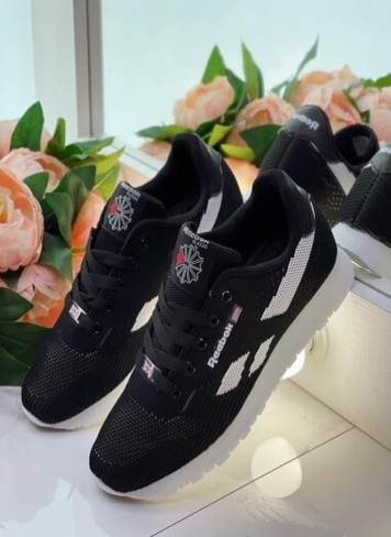 Кроссовки Reebok летние р-р 37-38